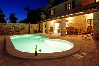 Casa in pietra d&apos;Istria, piscina, zona di Barban