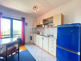 Dramalj - casa con 4 appartamenti, a 150 m dal mare