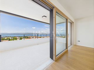 Selce - imponente appartamento in un nuovo edificio