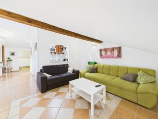 Jadranovo – appartamento con terrazza, a 70 m dal mare