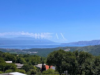 Bribir - un bellissimo appartamento con vista panoramica sul mare, terrazza e parcheggio