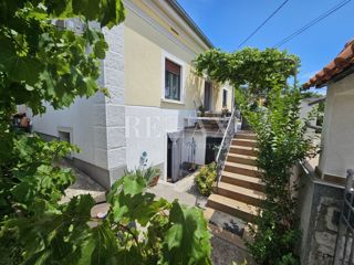 Casa in pietra costiera Hreljin