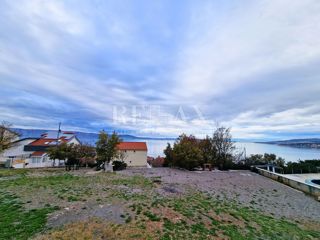 Klenovica - terreno edificabile con vista mare