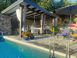 Bribir - casa con piscina e giardino