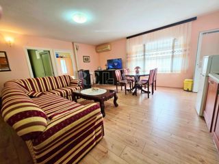 Sveti Juraj - 1a fila al mare, 2 appartamenti