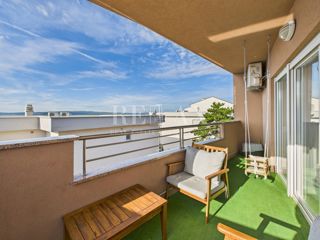 Crikvenica – Appartamento su due livelli, 104 m² con vista mare