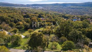 Bribir - terreno edificabile con vista mare