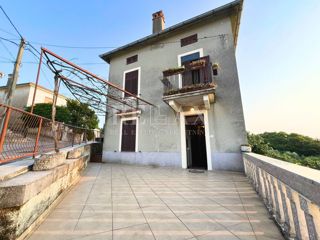 Isola di Krk, Dobrinj - casa indipendente con giardino