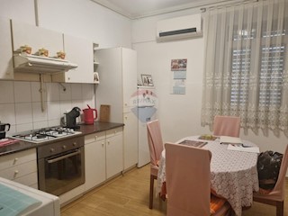 Appartamento Centar, Pula, 66,86m2