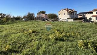 Terreno edificabile Poreč, 767m2