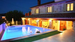 Casa Kaštel, Buje, 597,01m2