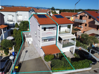 Krk, Njivice – Casa con vista e 2 appartamenti