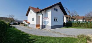 Casa Popovača, 243m2