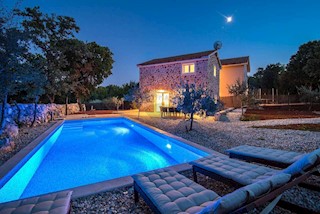 Villa Singola/Casa Vacanza Risika, Vrbnik, 180m2