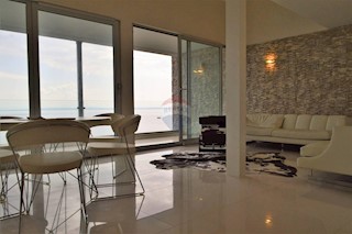 Appartamento Ičići, Opatija - Okolica, 108,75m2