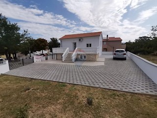 Villa Singola/Casa Vacanza Hlapa, Dobrinj, 130m2