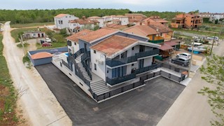 Casa Poreč okolica, Poreč, 700m2