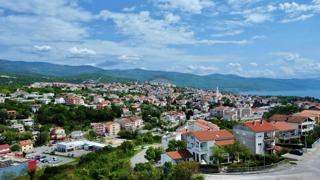 Terreno edificabile Novi Vinodolski, 557m2
