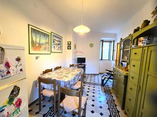 Istria, Rovigno, Appartamento al 1° piano, centro, via tranquilla – 40 m²