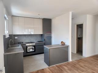 Appartamento Kurilovec, Velika Gorica, 93m2