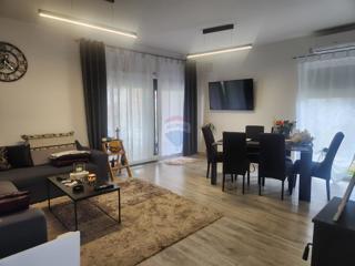 Casa Petrovina Turopoljska, Velika Gorica - Okolica, 97m2