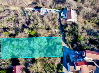 Crikvenica, Tribalj – terreno edificabile pianeggiante di 900 m²