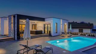 Istria, Žminj - Moderna casa a un piano con piscina, palestra e sauna