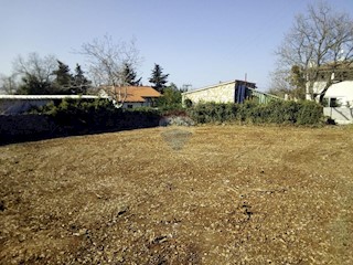 Terreno edificabile Kavran, Marčana, 1.491m2