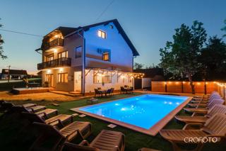 Casa Drežnik Grad, Rakovica, 400m2