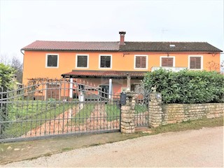 Villa Singola/Casa Vacanza Grožnjan, 280m2