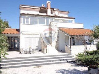 Villa Singola/Casa Vacanza Medulin, 600m2