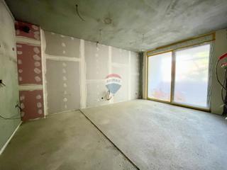 Senj – nuova costruzione in centro, appartamento con loggia e parcheggio