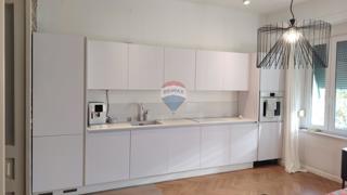 Appartamento Bulevard, Rijeka, 76,50m2