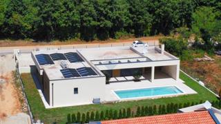 Casa Žminj, Moderna villa al piano terra con piscina a Žminj