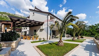 Villa Singola/Casa Vacanza Crikvenica, 340m2