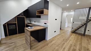 Appartamento Trešnjevka, Trešnjevka - Sjever, 70m2