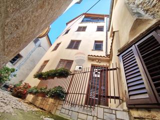 Casa Novi Vinodolski, 110,94m2