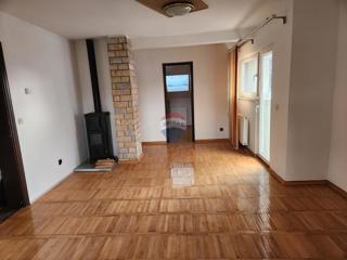 Appartamento Gornje Rakarje, Velika Gorica, 90m2