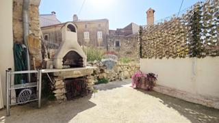 Krk, Omišalj | Autentica casa in pietra con 2 camere da letto e terrazza