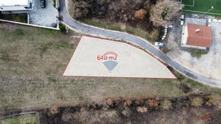 Terreno edificabile Kanfanar, 640m2