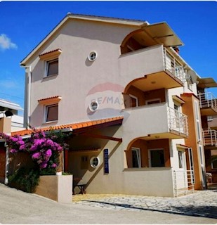 Casa Stara Novalja, Novalja, 425m2