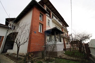 Casa Begovići, Petrinja, 301m2