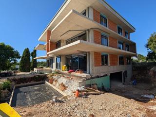 Rovigno, Appartamento di Lusso in Villa con Vista Mare S3