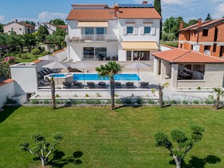 Villa Singola/Casa Vacanza Buići, Poreč, 339m2