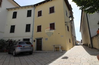 Casa Pićan, 100m2