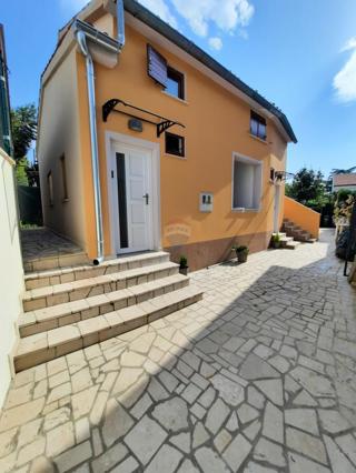Casa Pješčana Uvala, Medulin, 100m2