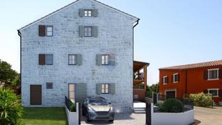 Istria, Buje, dintorni – Casa in pietra da ristrutturare con vista