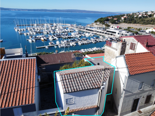 Novi Vinodolski – Casa nel centro storico, seconda fila dal mare