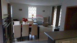 Villa Singola/Casa Vacanza Dražice, Jelenje, 326m2