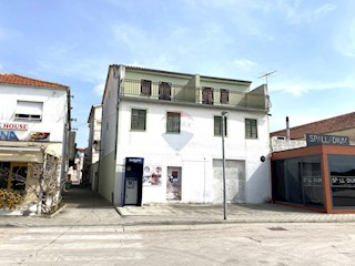 Casa Pirovac, 419,85m2